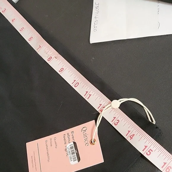 Quince Maturity Black High-Waisted Bike Shorts in Large - Picture 7 of 7